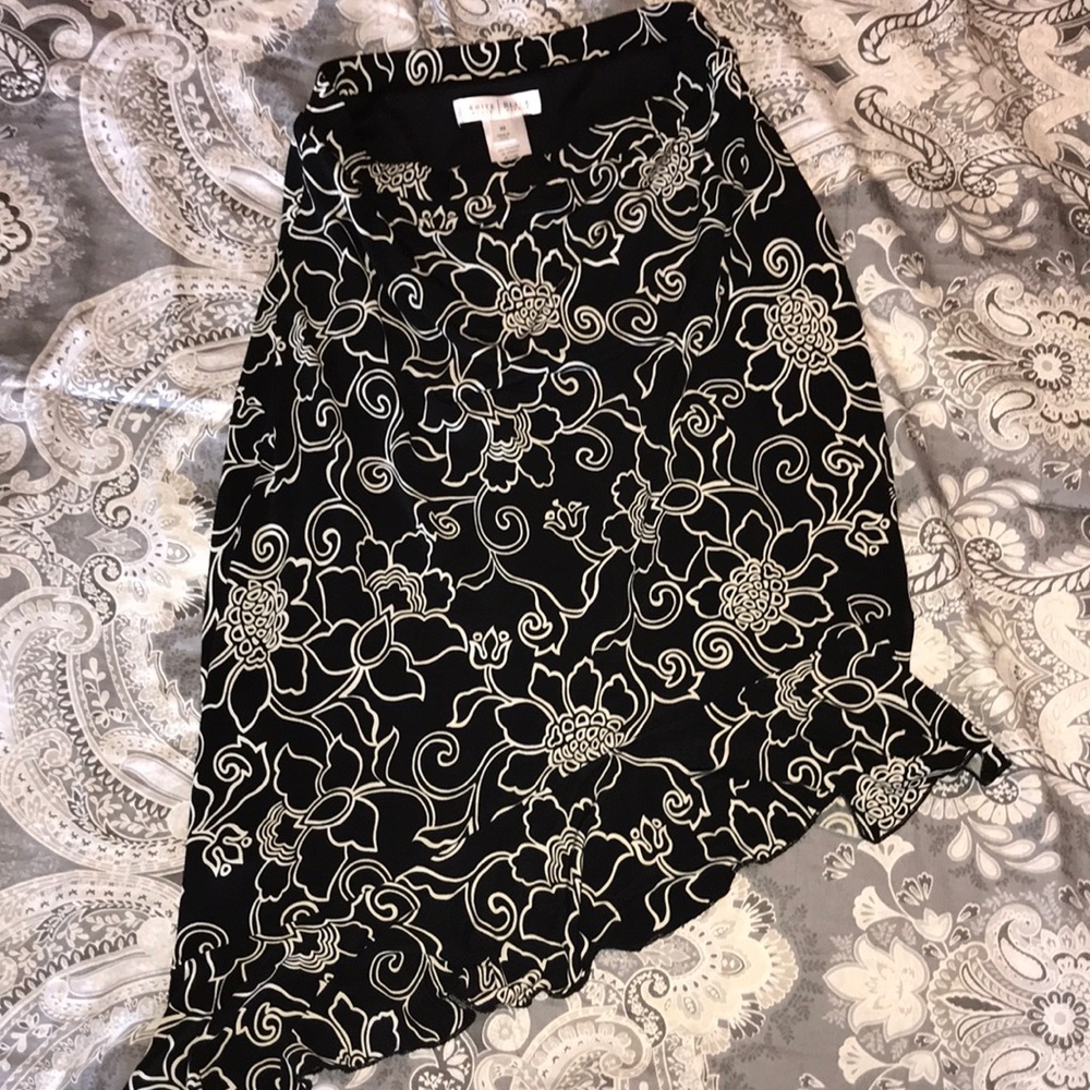 White House Black Market Skirt